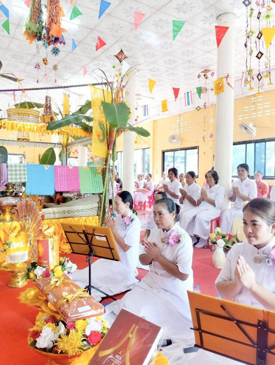 ภาพร่วมพิธีกรรมวัดใหม่พัฒนาหนองโก