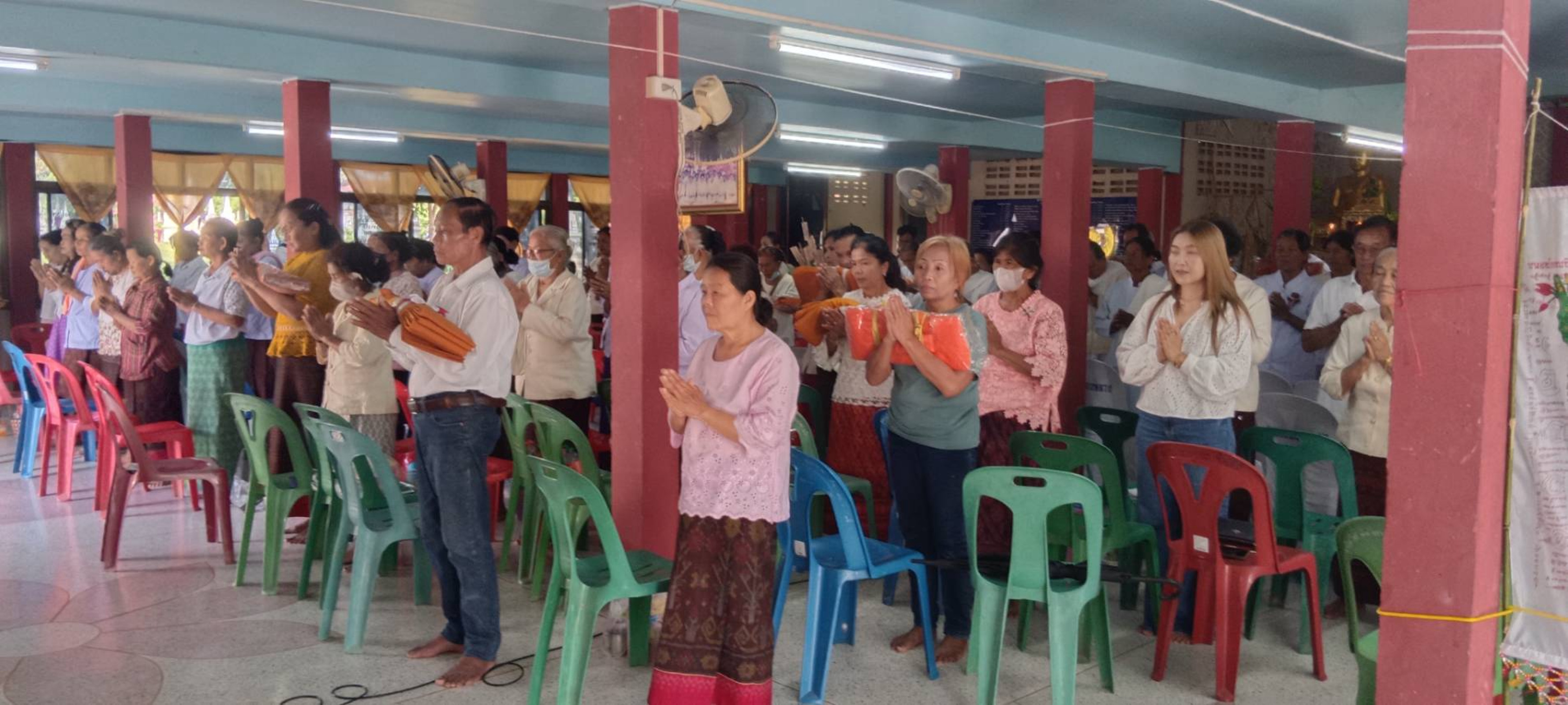 ภาพร่วมพิธีกรรมวัดหนองคึม