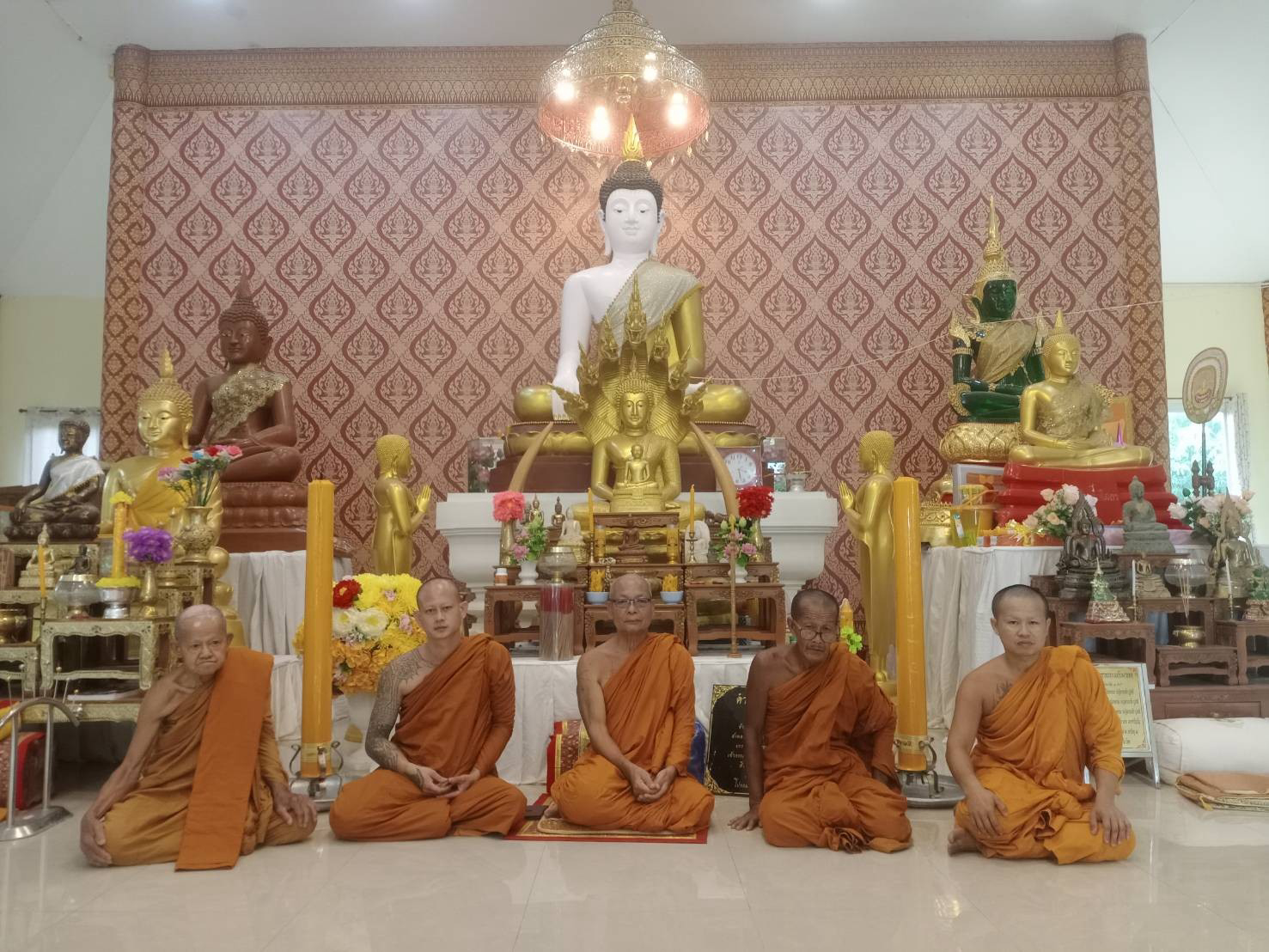 วัดกลิ่นลอยบุปผาราม