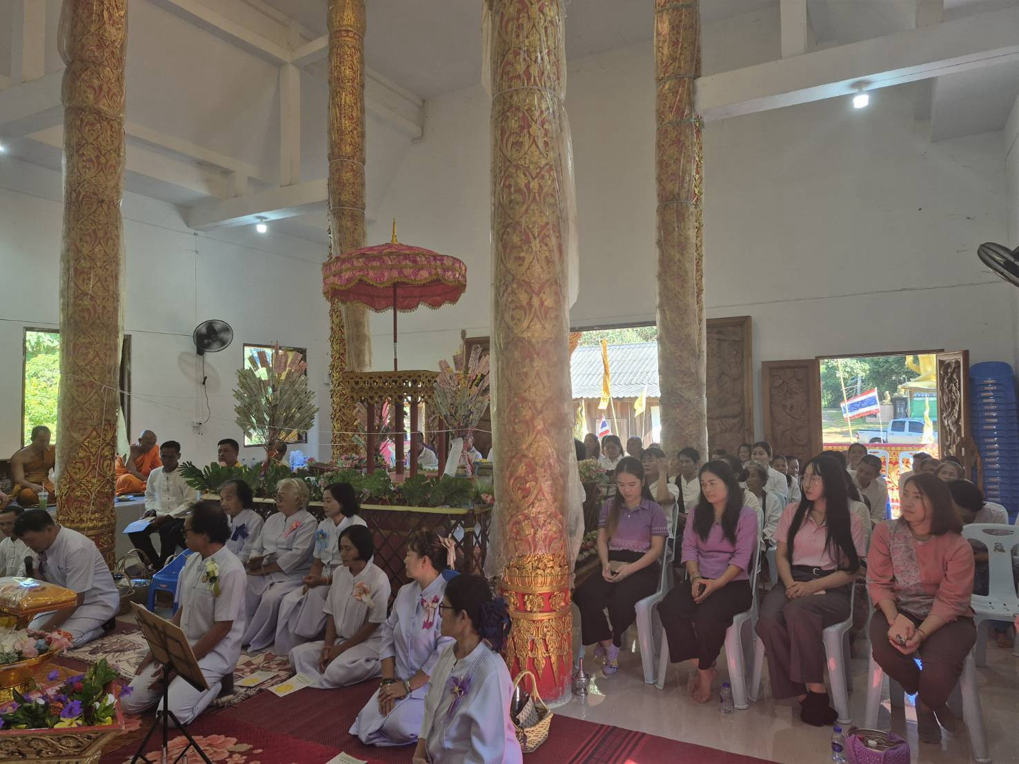 ภาพร่วมพิธีกรรมวัดปางปอ