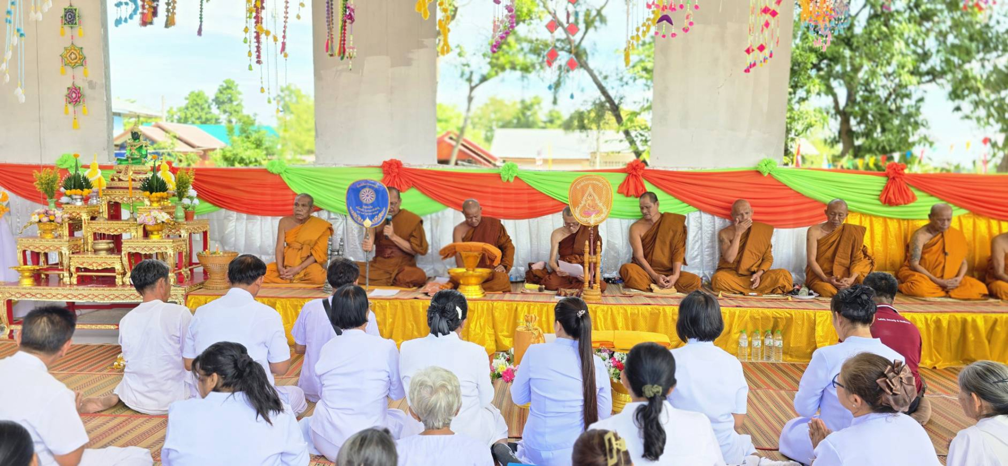 ภาพร่วมพิธีกรรมวัดอัมพวัน