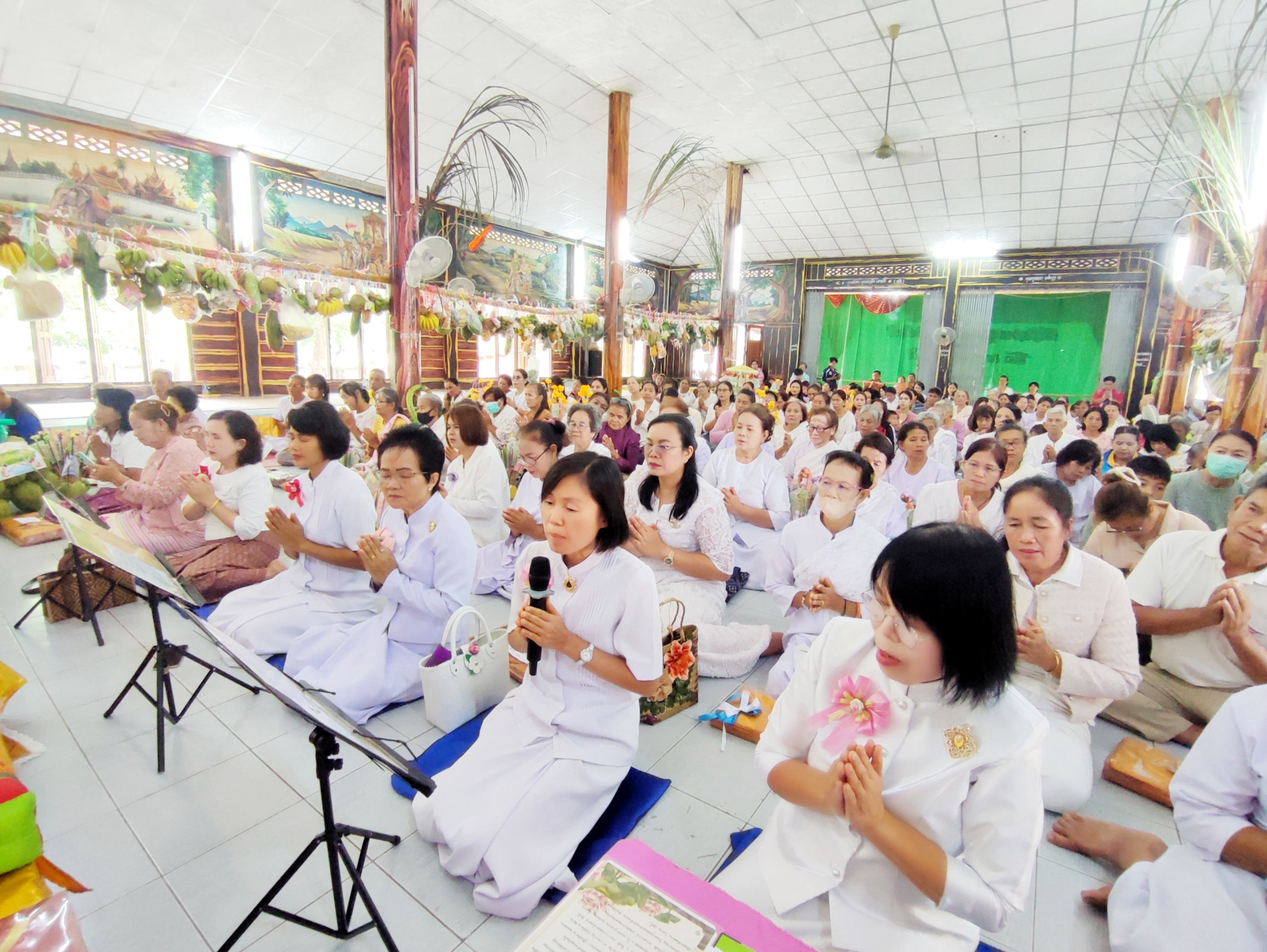 ภาพกล่าวคำถวายกฐินวัดชัยอุดม