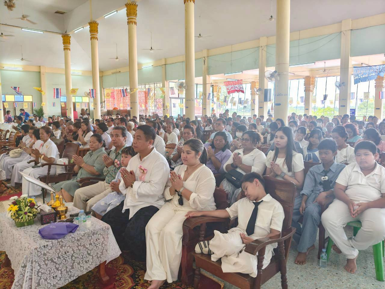 ภาพร่วมพิธีกรรมวัดโคกแจง