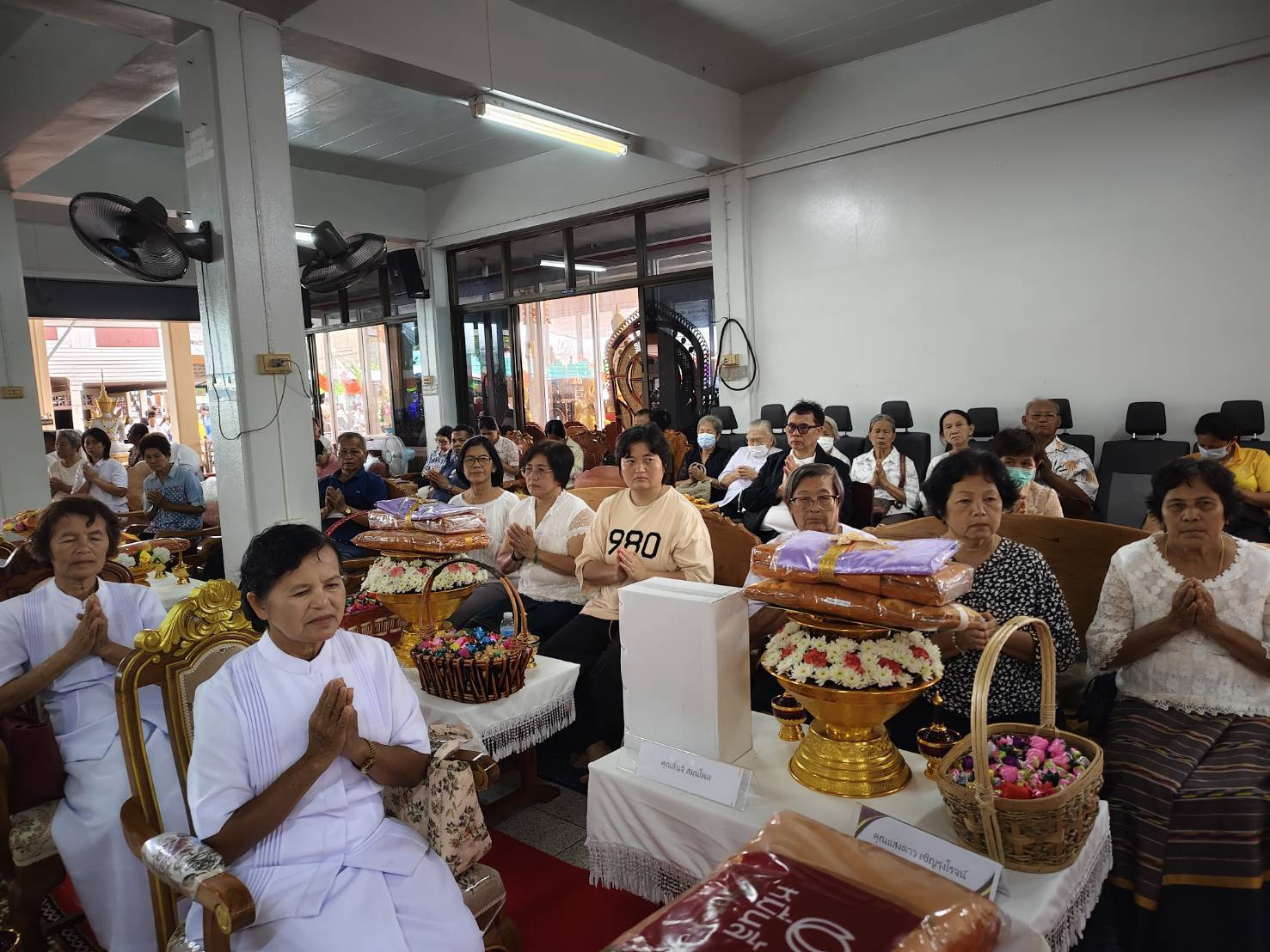 ภาพร่วมพิธีกรรมวัดบ้านสิ้วราษฎร์บำรุง