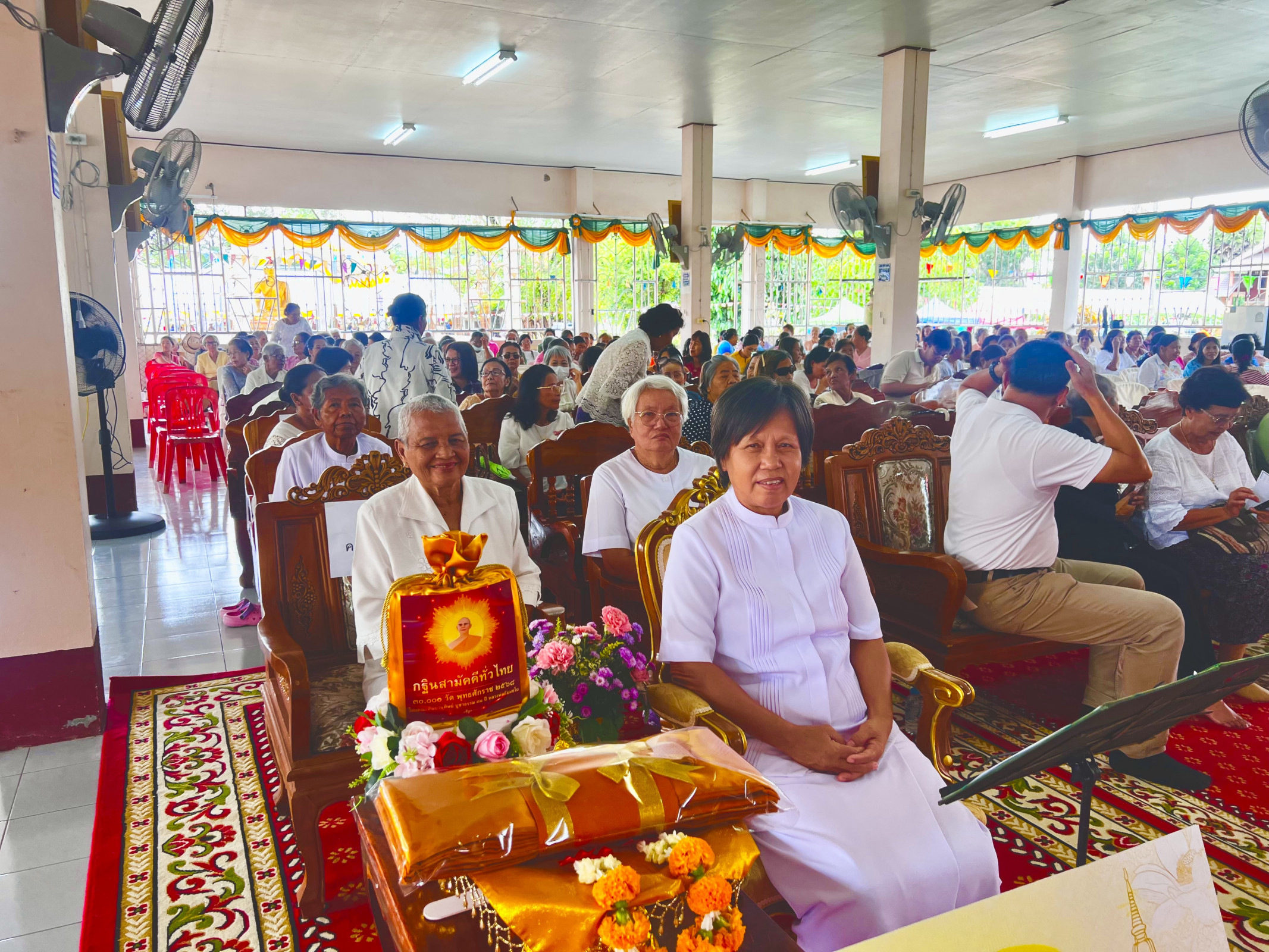 ภาพร่วมพิธีกรรมวัดบางหรอด