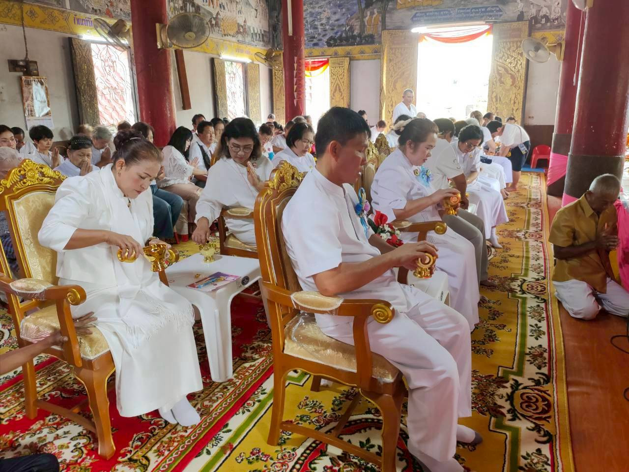 ภาพร่วมพิธีกรรมวัดช่างแต้ม