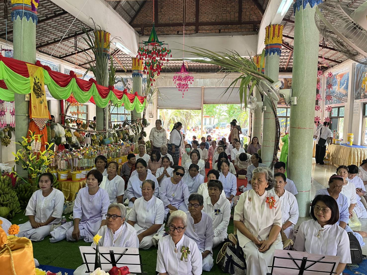 ภาพร่วมพิธีกรรมวัดดอนตะโน