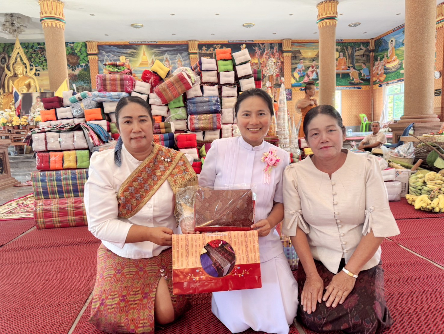 ภาพร่วมพิธีกรรมวัดบ้านหนองหิน-ป่าแถม