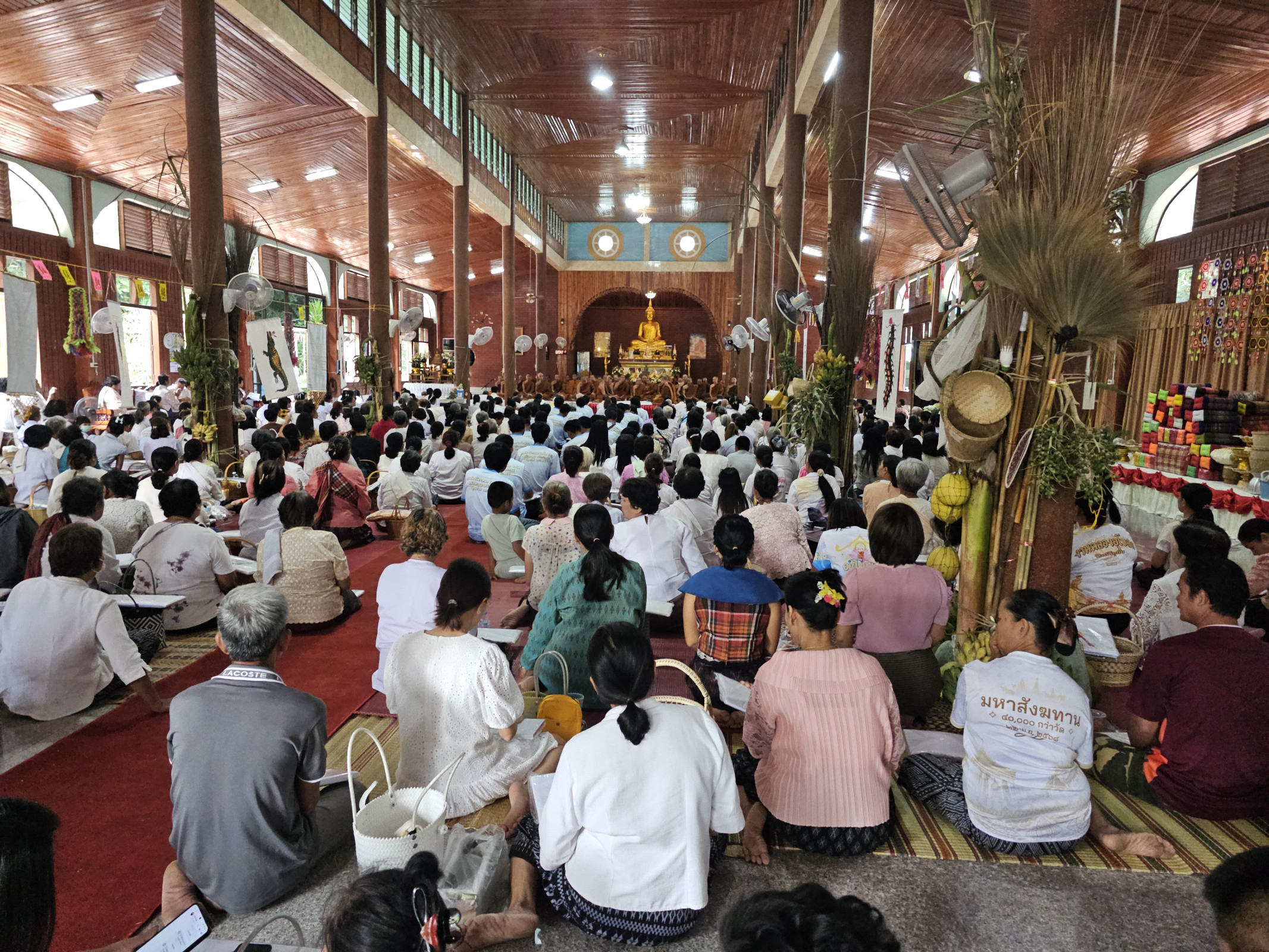 ภาพร่วมพิธีกรรมวัดป่าหนองด่าน