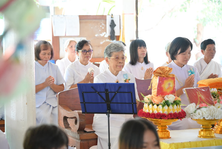 ภาพร่วมพิธีกรรมวัดขิงกระชาย