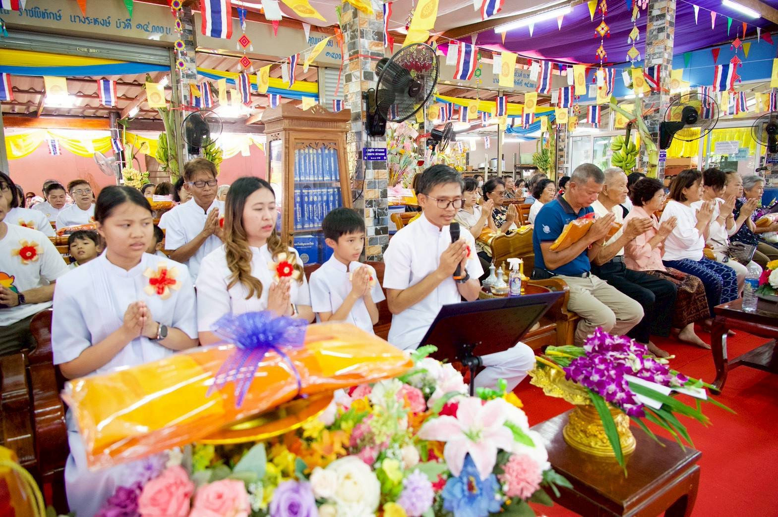 ภาพกล่าวคำถวายกฐินที่พักสงฆ์ปฏิบัติธรรมประชาร่วมใจ