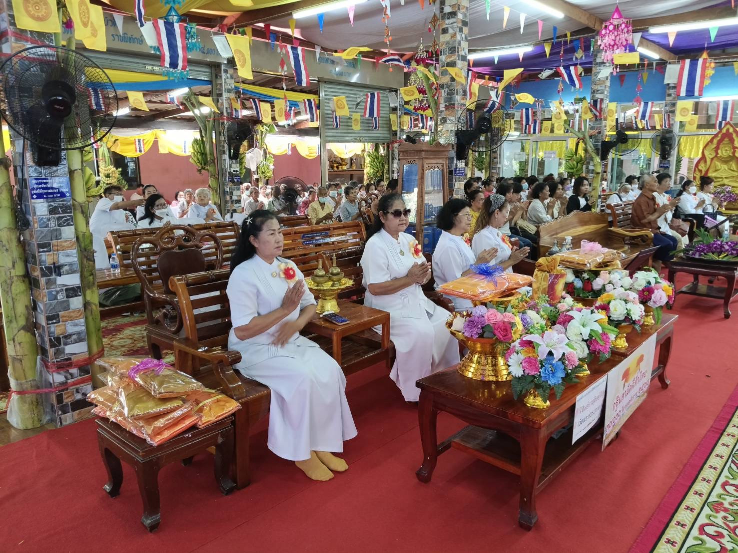 ภาพร่วมพิธีกรรมที่พักสงฆ์ปฏิบัติธรรมประชาร่วมใจ