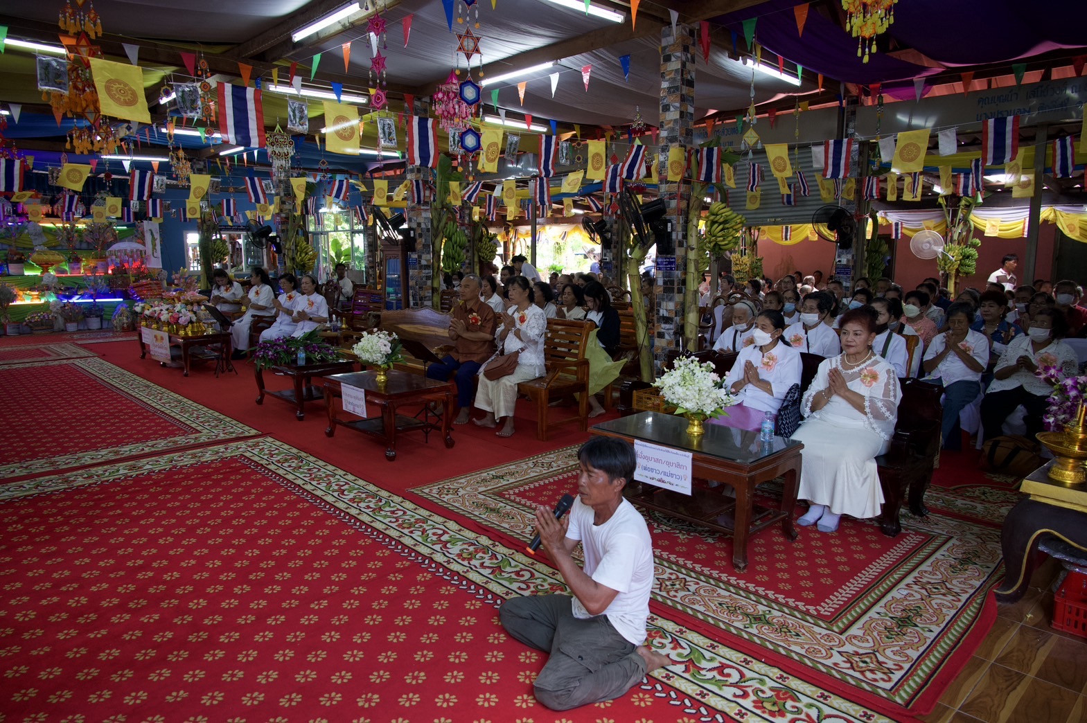 ภาพร่วมพิธีกรรมที่พักสงฆ์ปฏิบัติธรรมประชาร่วมใจ