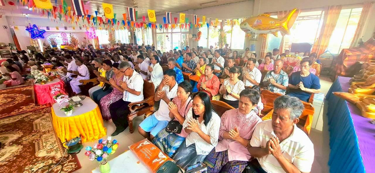 ภาพร่วมพิธีกรรมวัดทรัพย์ตะเคียน