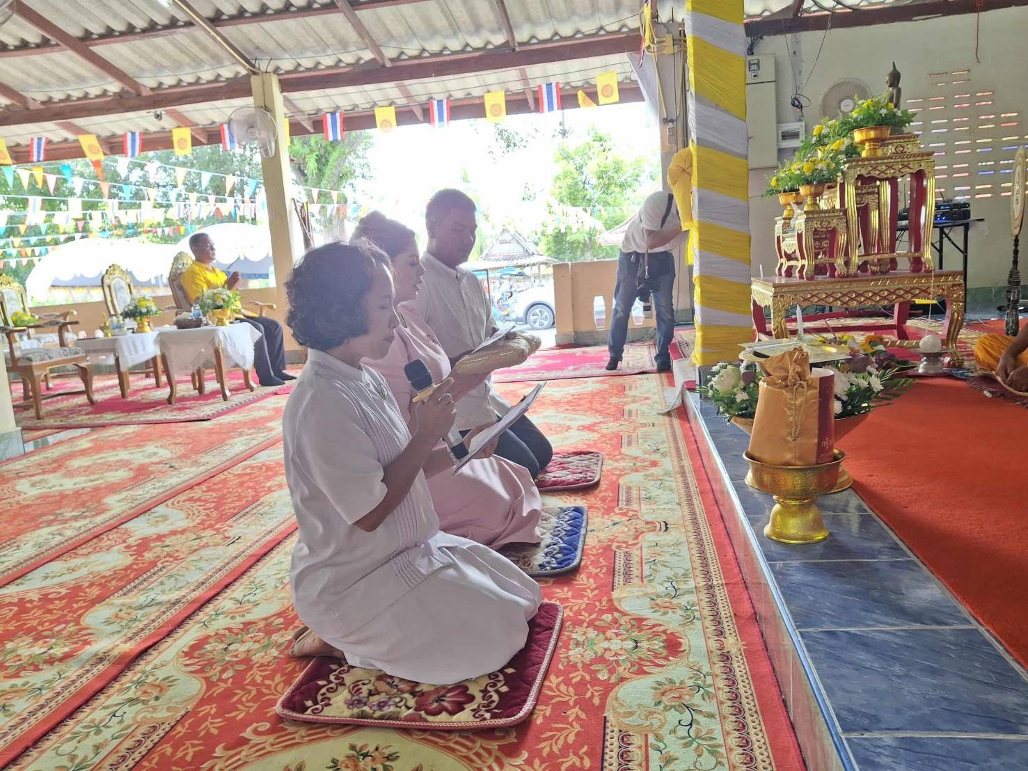 ภาพกล่าวคำถวายกฐินที่พักสงฆ์บ้านย่านอุดม