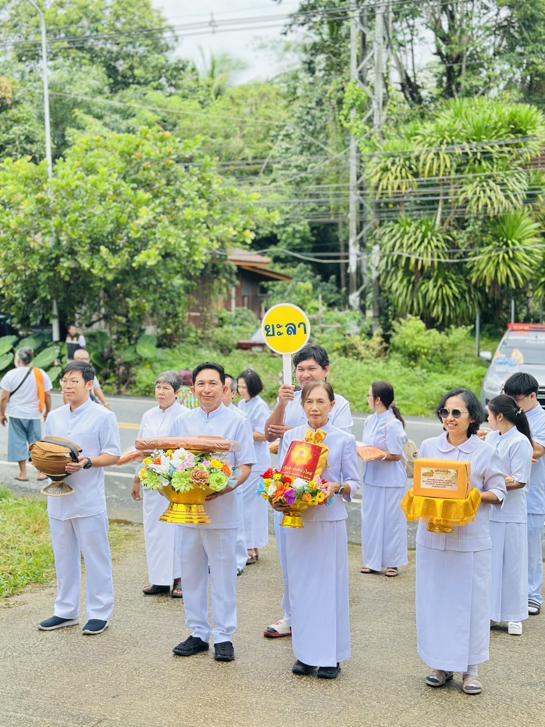 ภาพร่วมพิธีกรรมวัดพุทธมงคล