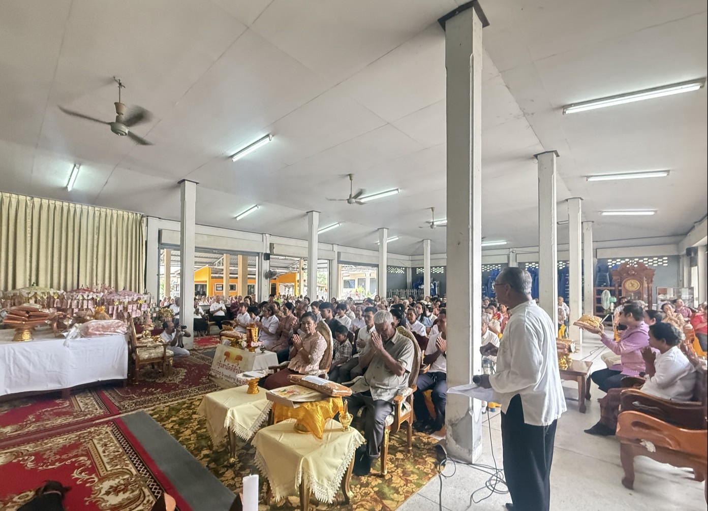 ภาพร่วมพิธีกรรมวัดเขาตกน้ำ