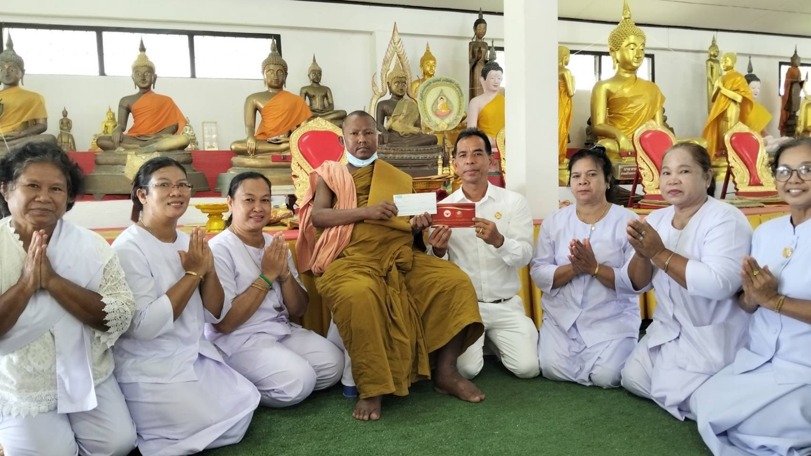 ภาพร่วมพิธีกรรมวัดผักกูด