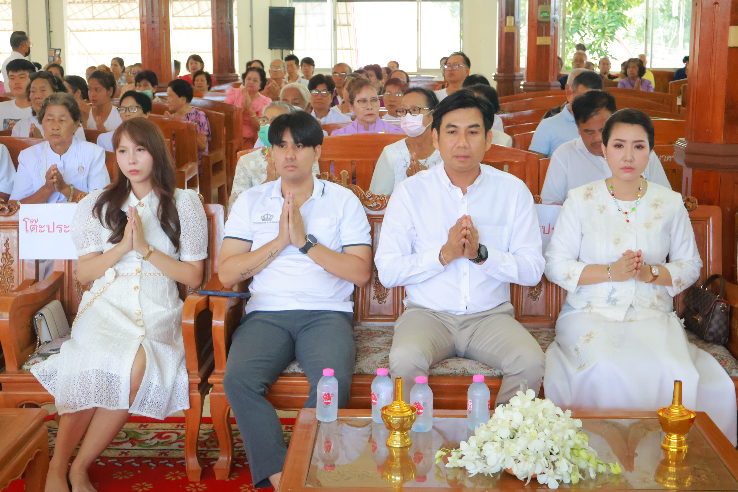 ภาพร่วมพิธีกรรมวัดคลองกระจง