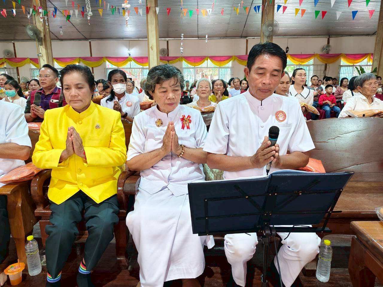 ภาพกล่าวคำถวายกฐินวัดบัวใหญ่