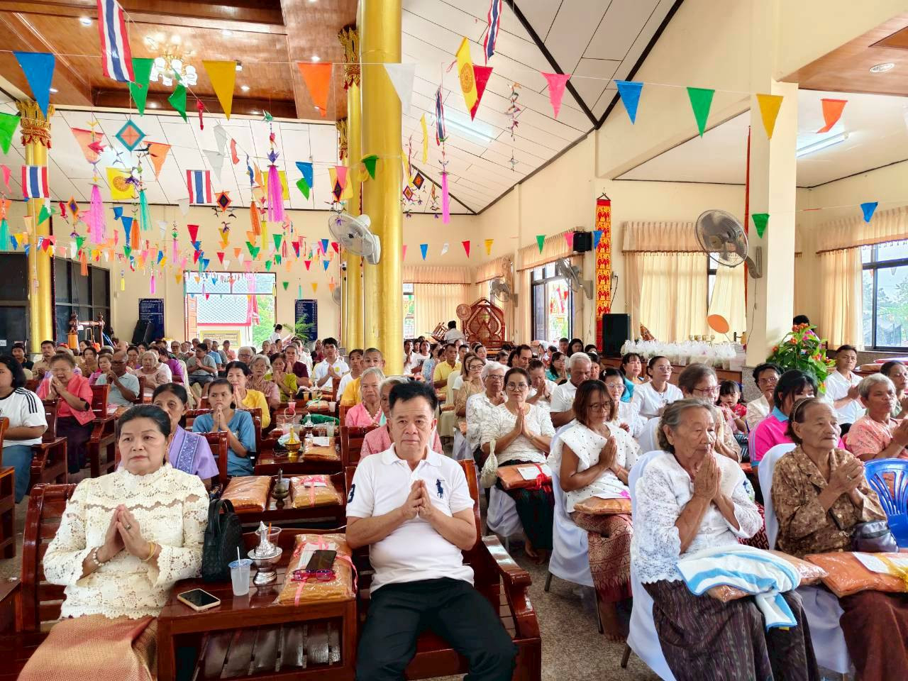 ภาพร่วมพิธีกรรมวัดศรีวนาราม