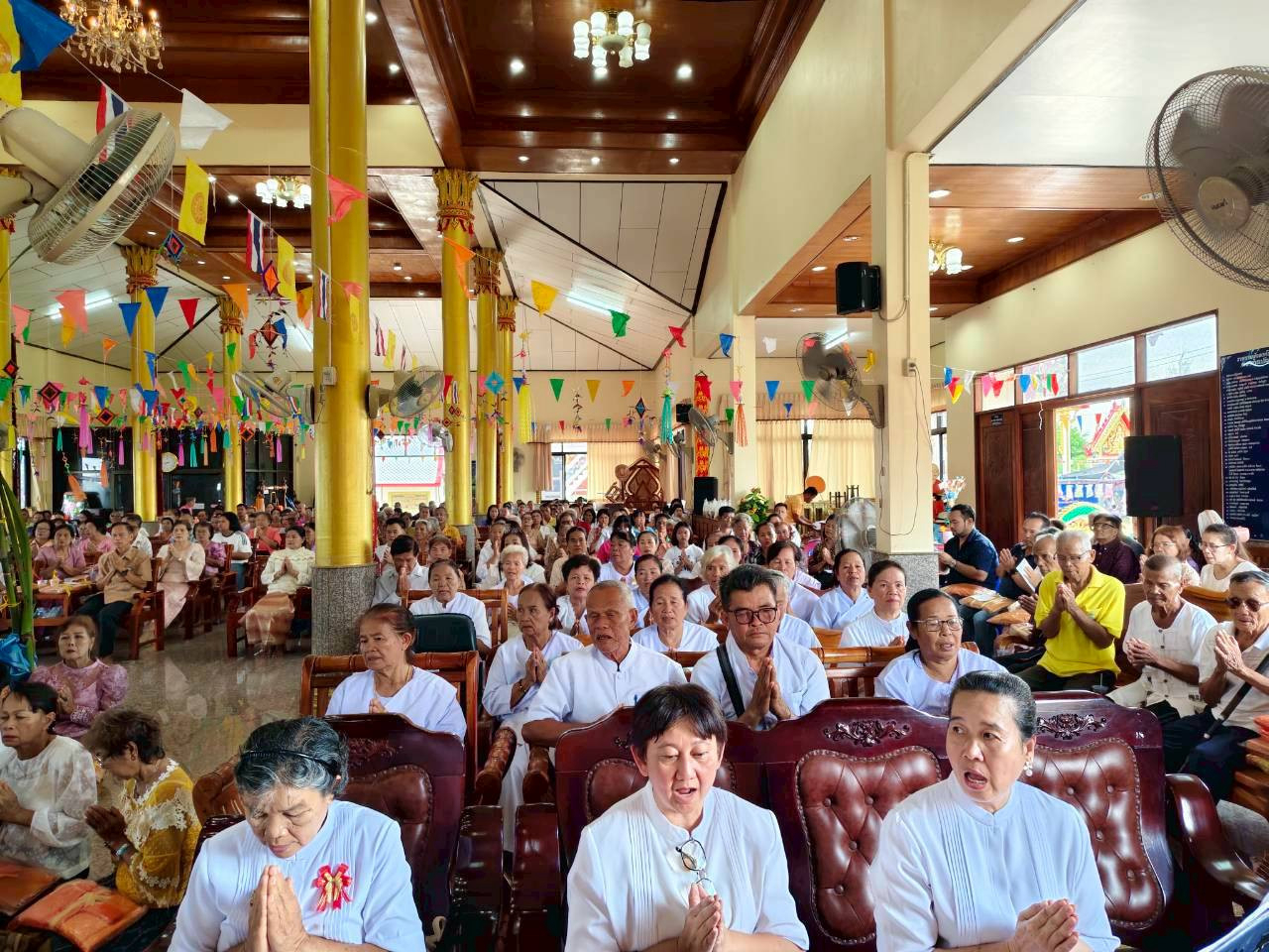 ภาพร่วมพิธีกรรมวัดศรีวนาราม