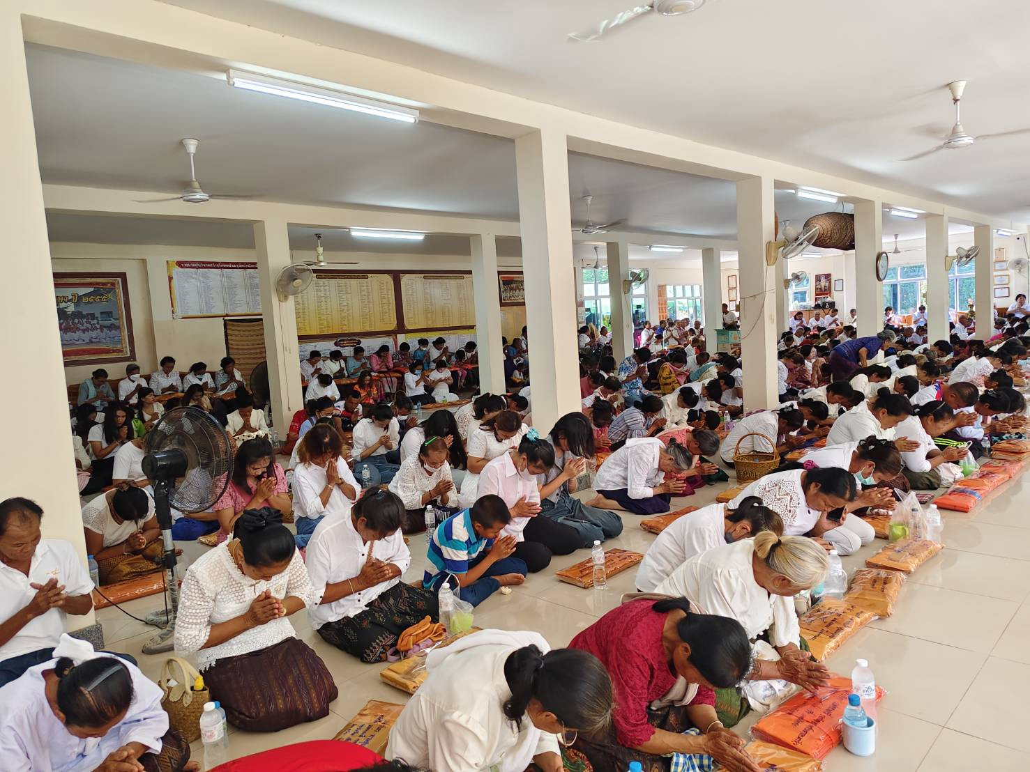 ภาพร่วมพิธีกรรมวัดโคกสี