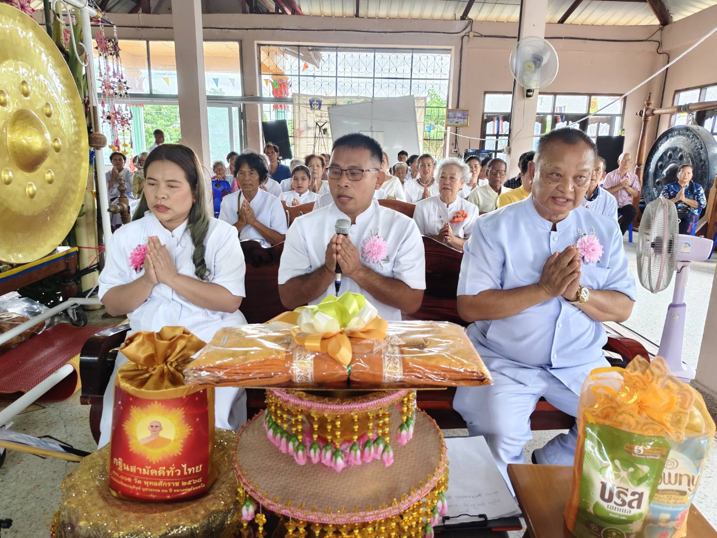 ภาพร่วมพิธีกรรมวัดดอนทอง