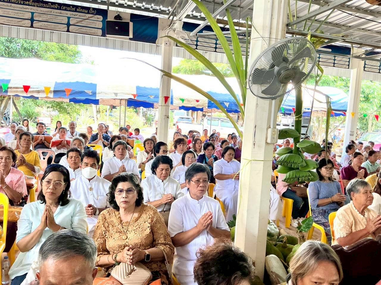 ภาพร่วมพิธีกรรมวัดหนองเมา