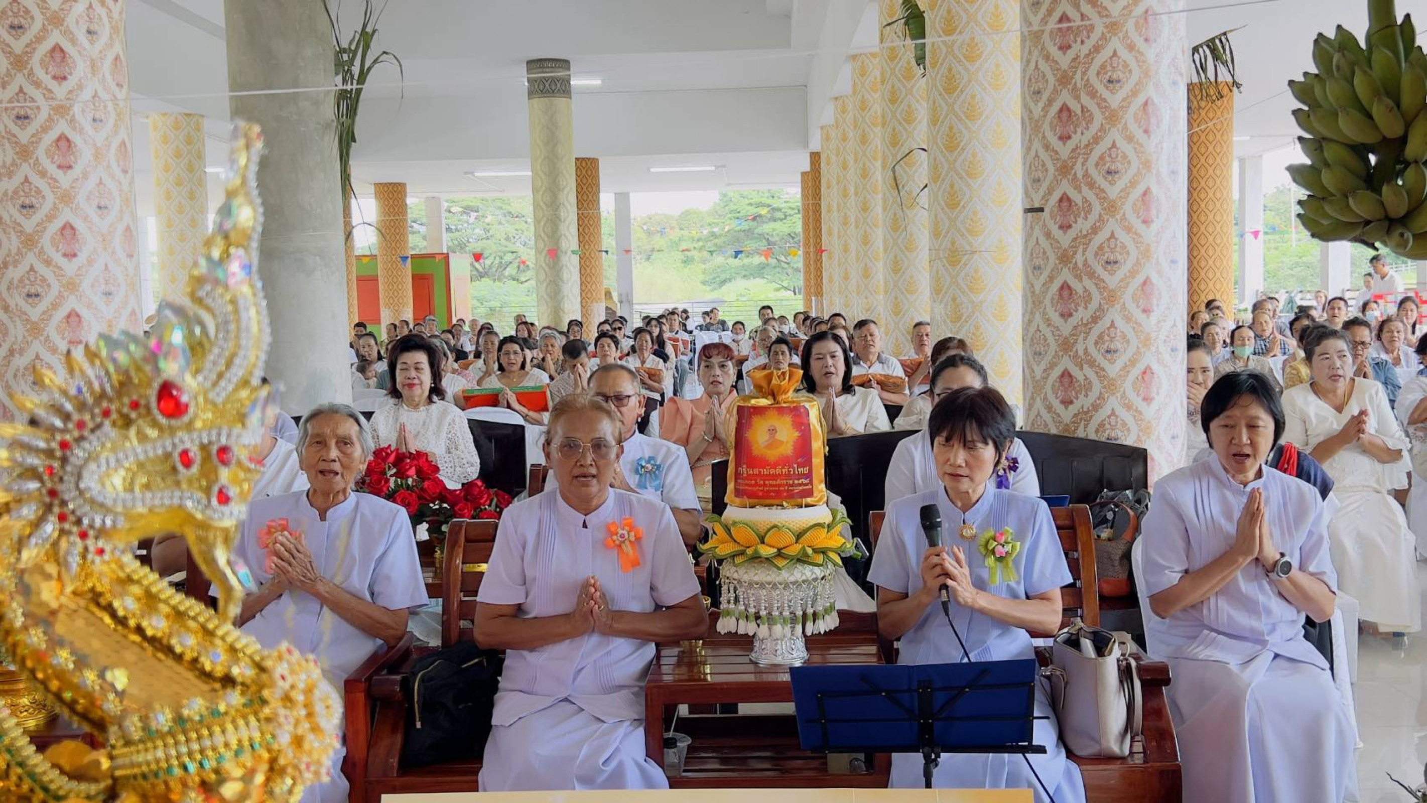ภาพกล่าวคำถวายกฐินวัดดำเนินสถิตย์(บ้านกอก)