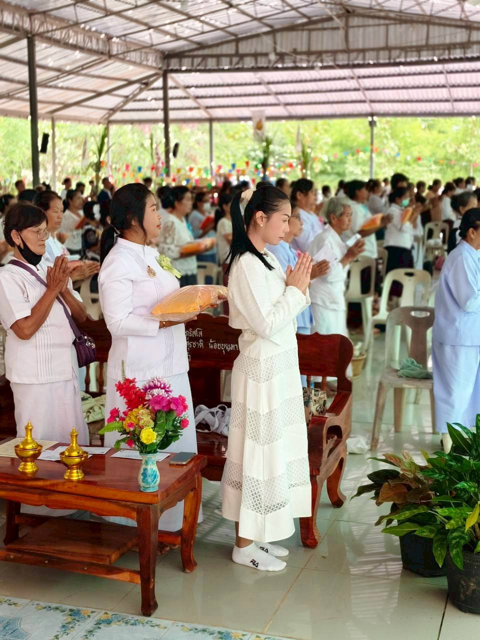 ภาพร่วมพิธีกรรมศูนย์ปฏิบัติธรรมชุมแพ