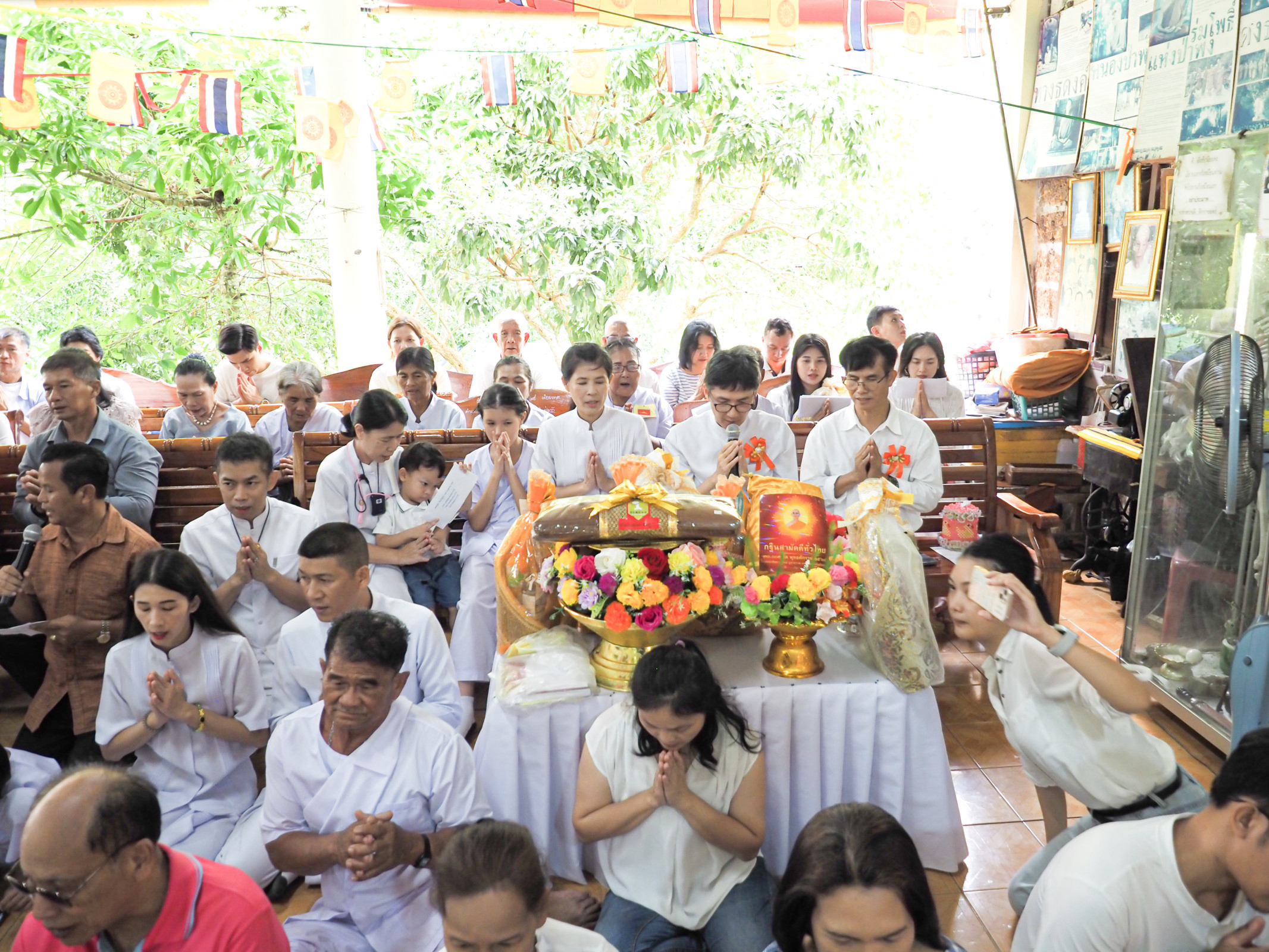 ภาพกล่าวคำถวายกฐินวัดป่าทุ่งวัว