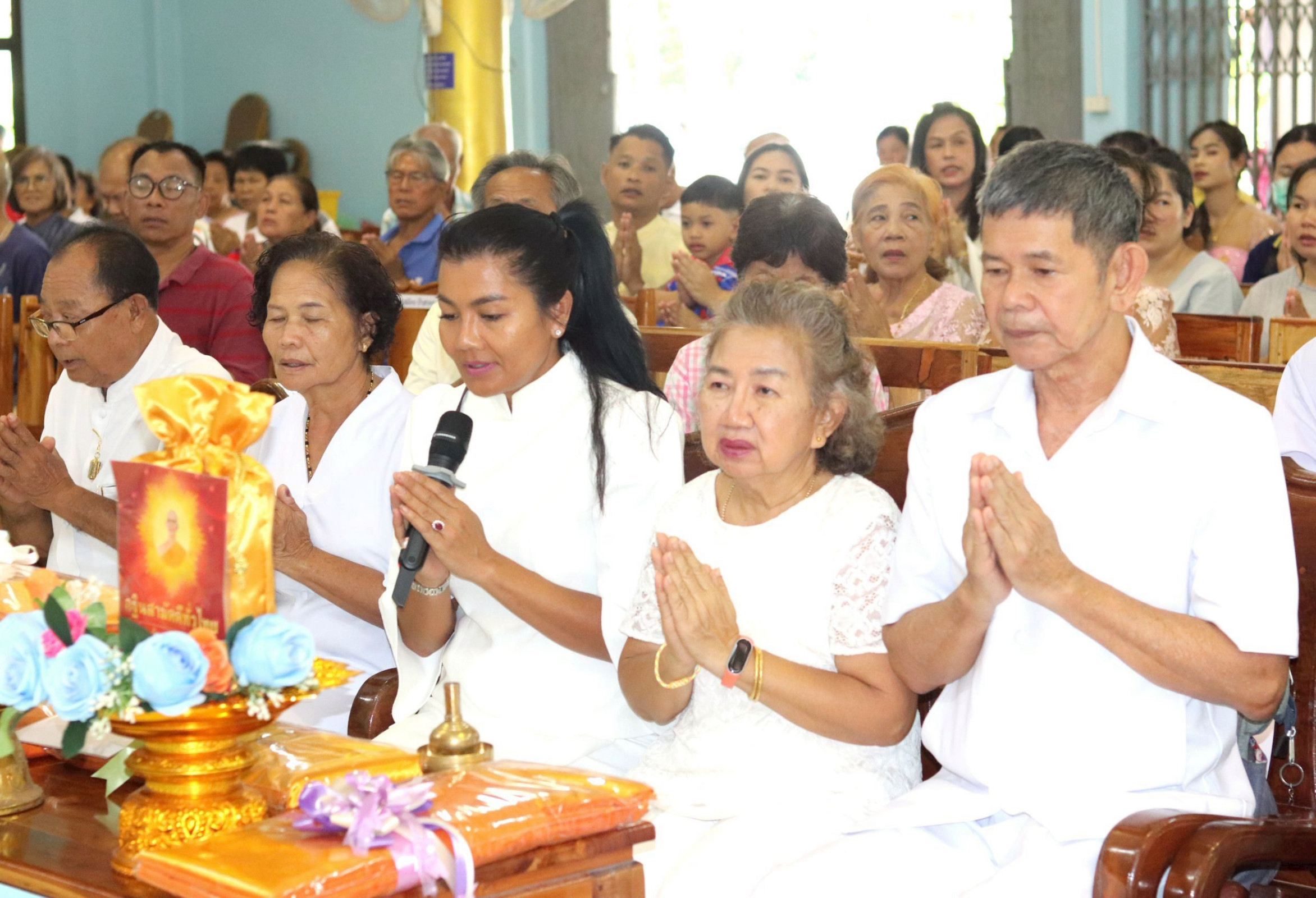 ภาพกล่าวคำถวายกฐินวัดน้ำเชี่ยว