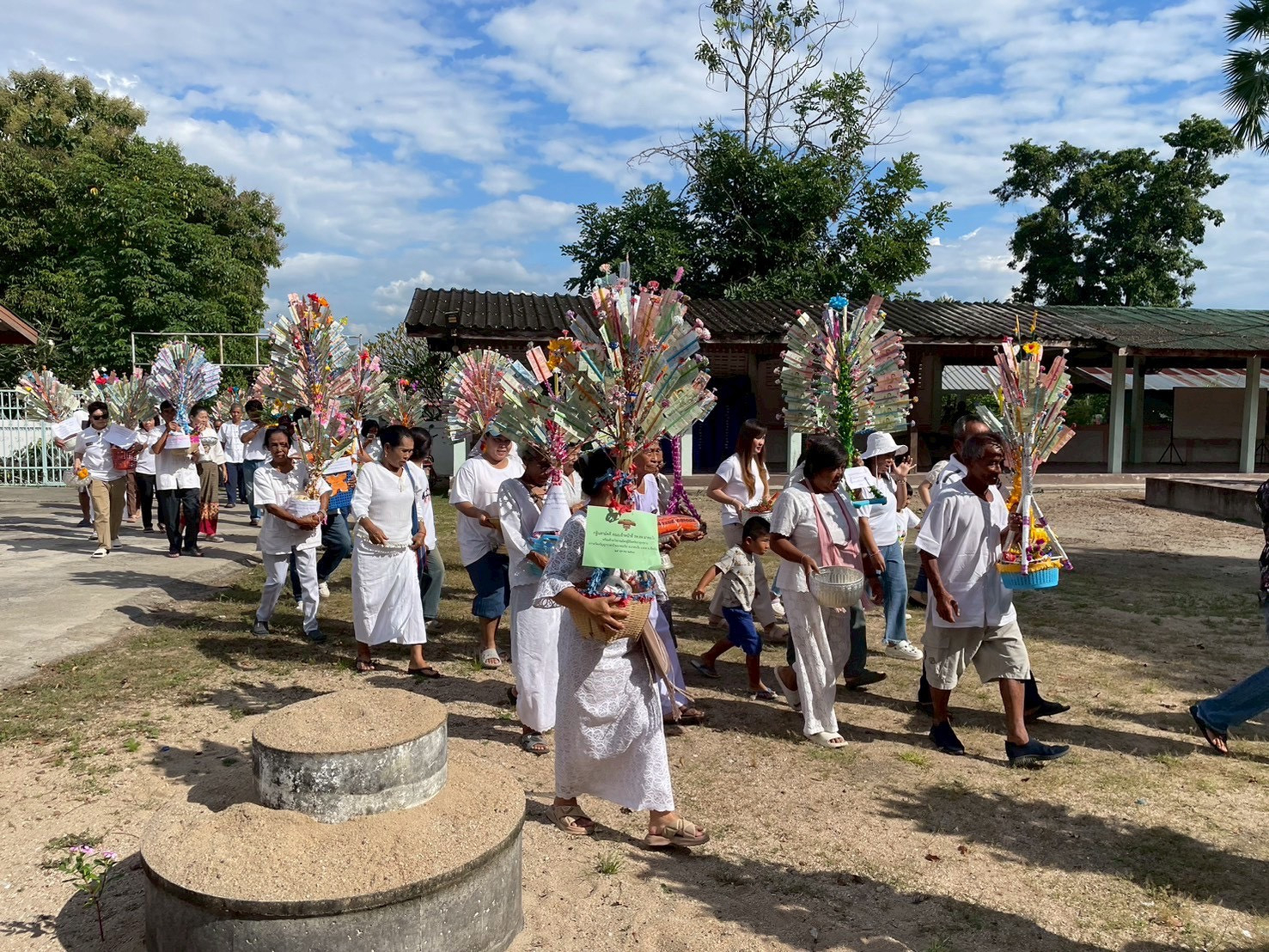 ภาพร่วมพิธีกรรมวัดอรัญญาวาส