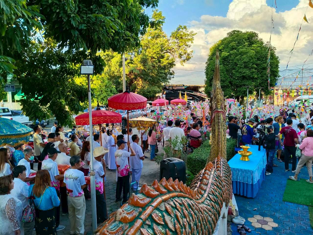 ภาพร่วมพิธีกรรมวัดห้วยเกี๋ยง