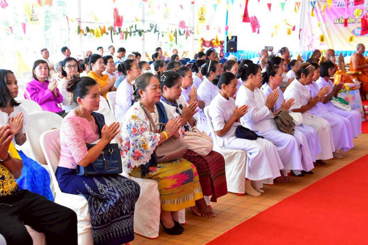 ภาพร่วมพิธีกรรมวัดศรีสะอาด