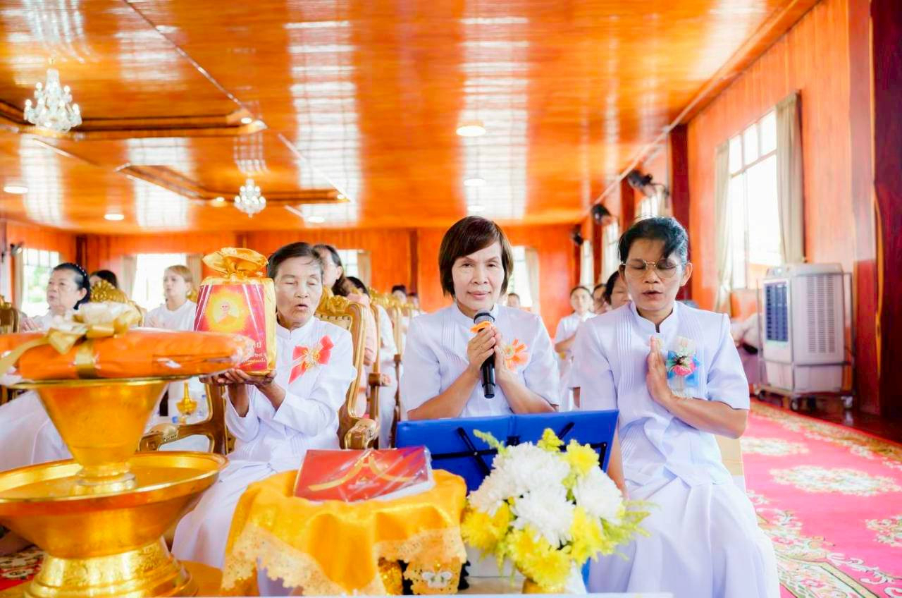 ภาพกล่าวคำถวายกฐินวัดพระธาตุนาดูน