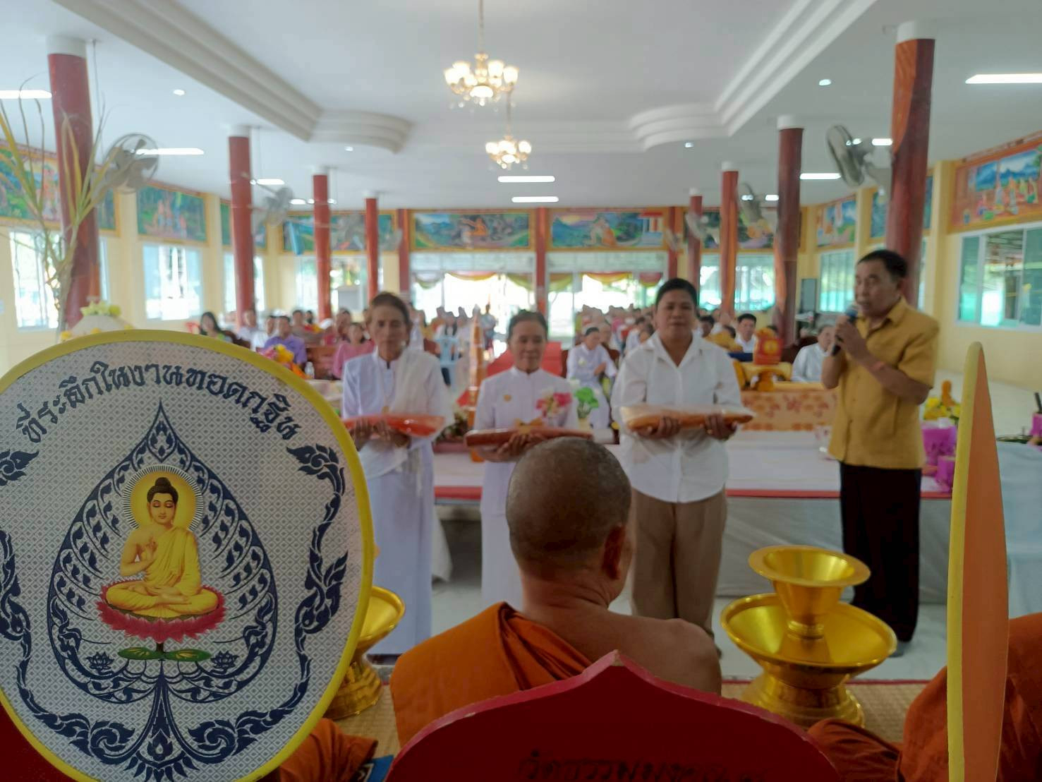 ภาพร่วมพิธีกรรมวัดธรรมมงคล