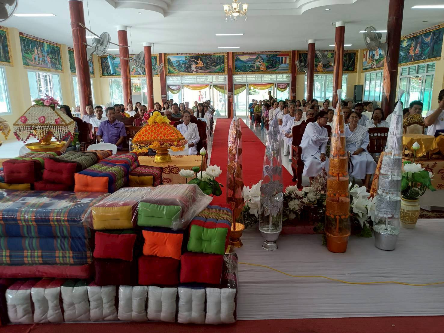 ภาพร่วมพิธีกรรมวัดธรรมมงคล