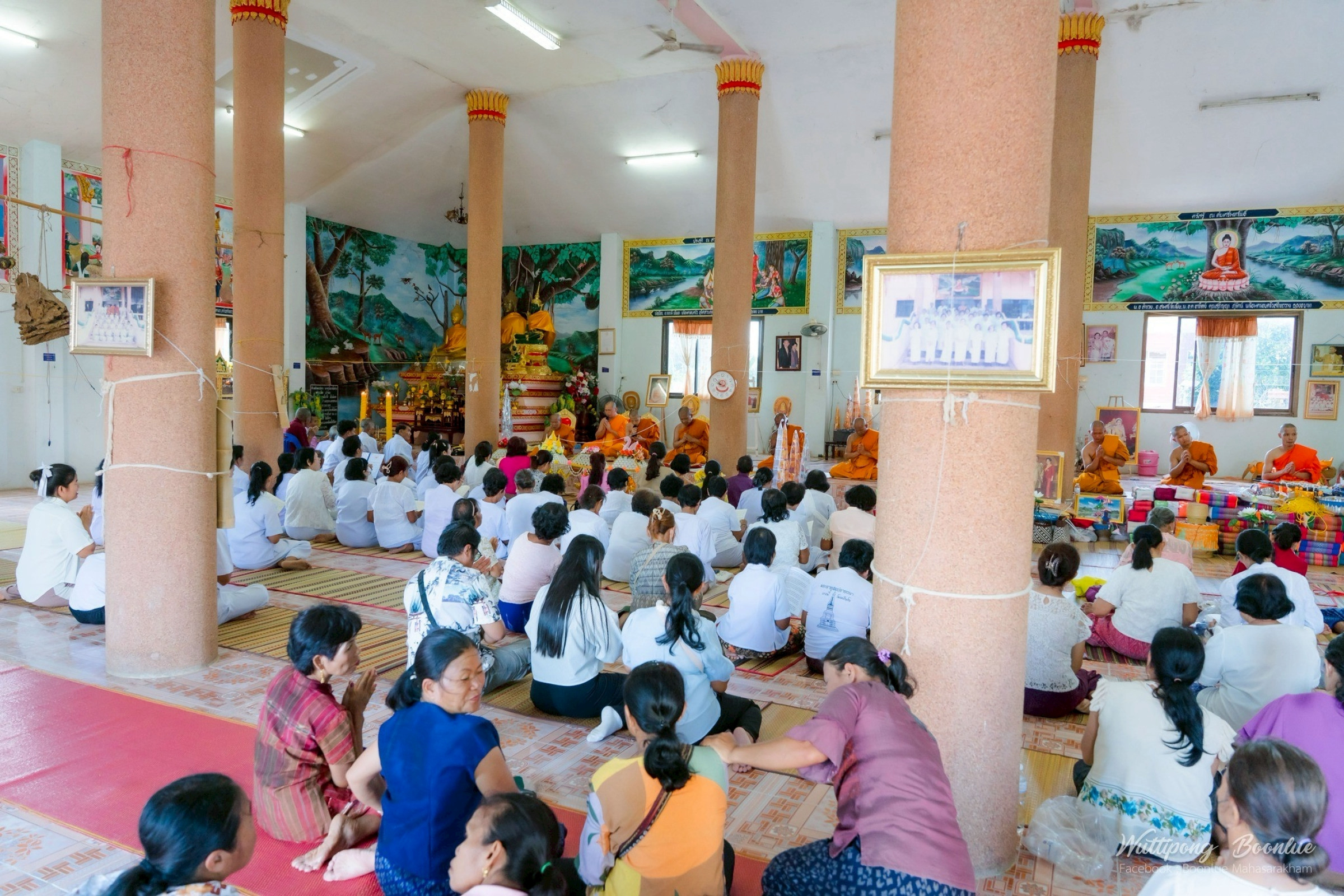 ภาพร่วมพิธีกรรมวัดโพธิ์ศรีสว่าง