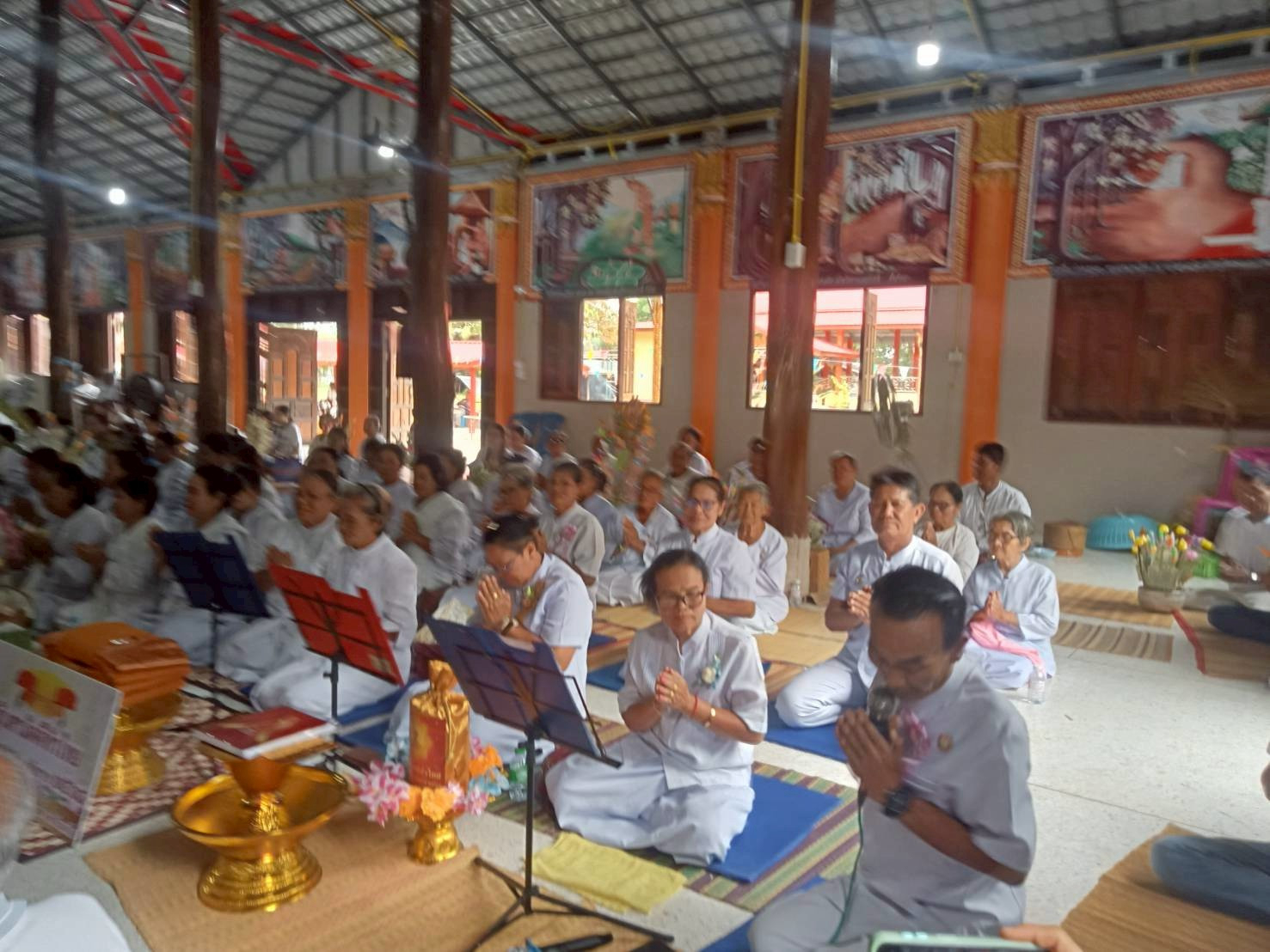 ภาพร่วมพิธีกรรมวัดสำราญธรรมาวาส