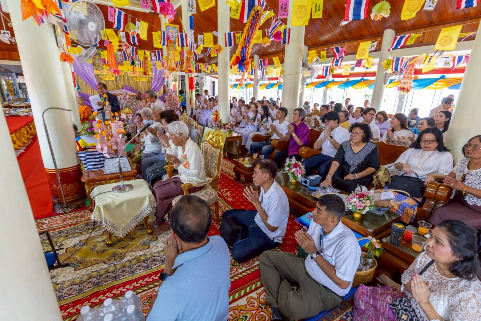 ภาพร่วมพิธีกรรมวัดวงษ์ภาศนาราม