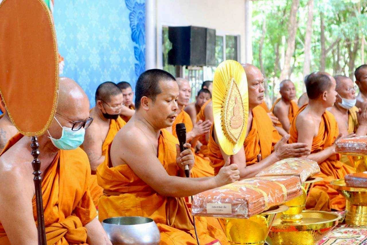 ภาพร่วมพิธีกรรมวัดบุละกอ