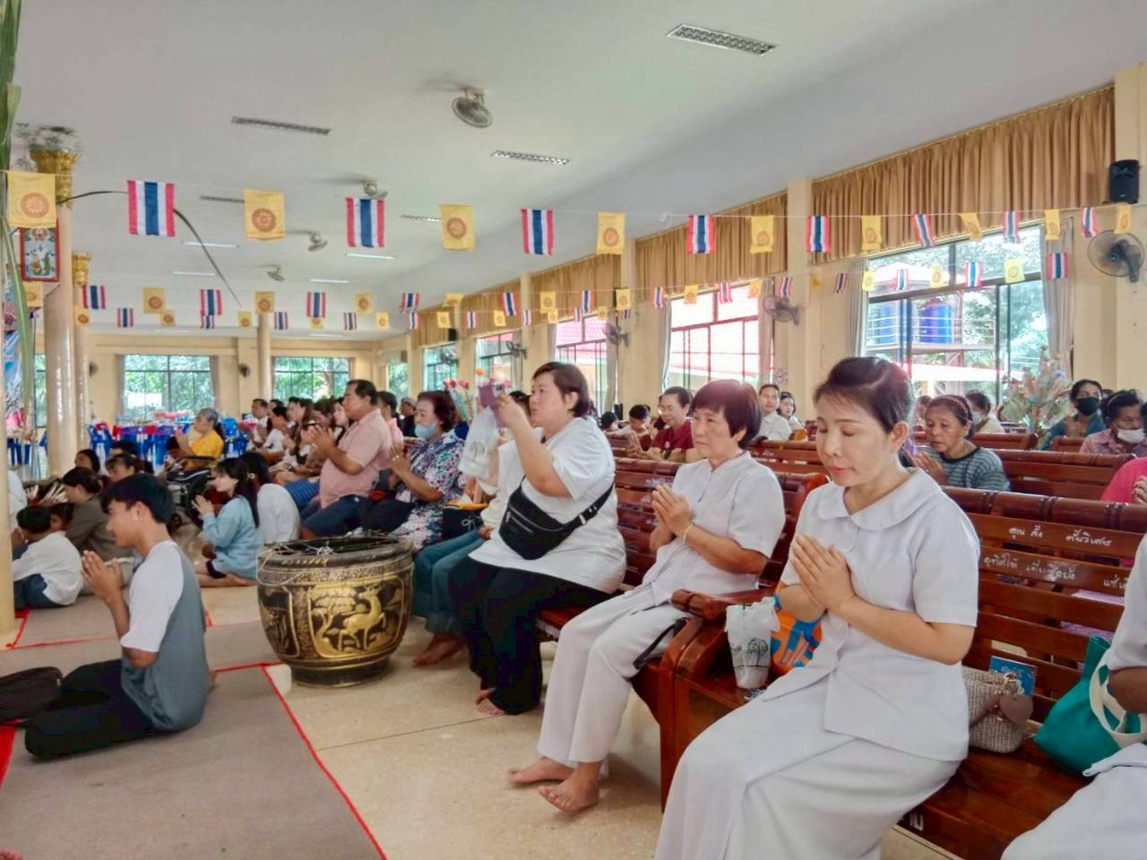 ภาพร่วมพิธีกรรมวัดป่ายุบบุญญาราม