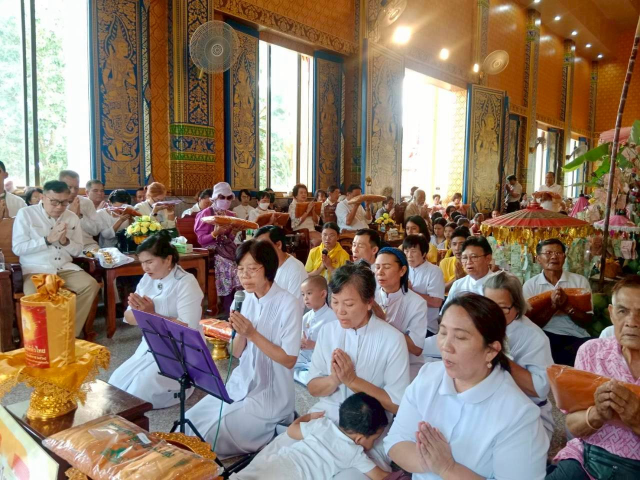 ภาพร่วมพิธีกรรมวัดหนองชันจันทนาราม