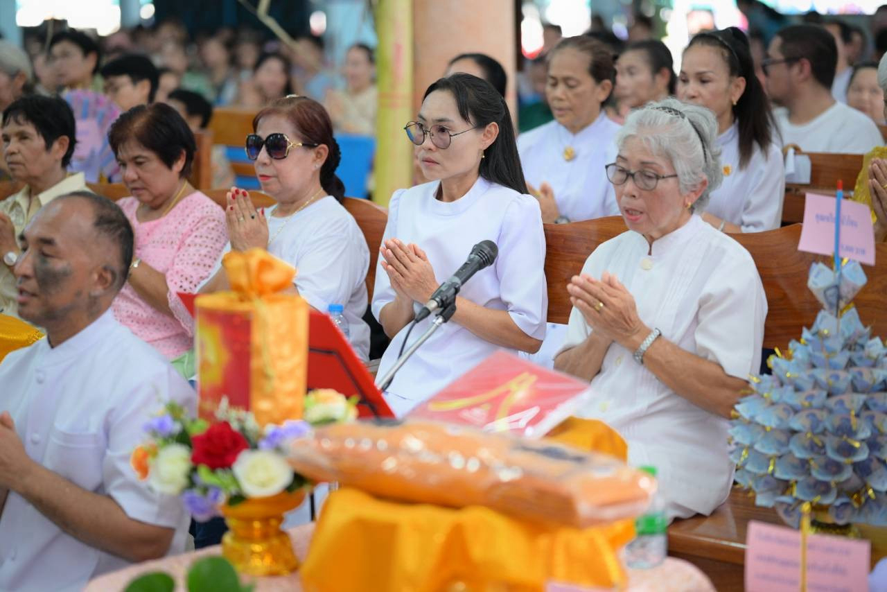 ภาพกล่าวคำถวายกฐินวัดสุกรีบุญญาราม