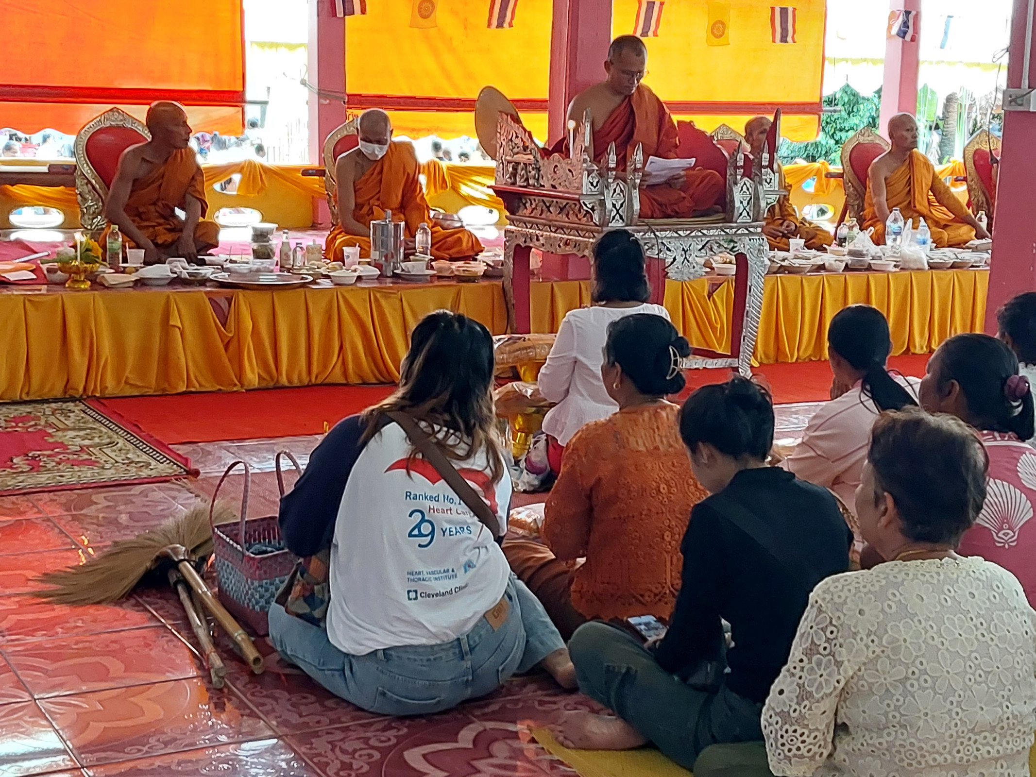 ภาพร่วมพิธีกรรมวัดสระไคร