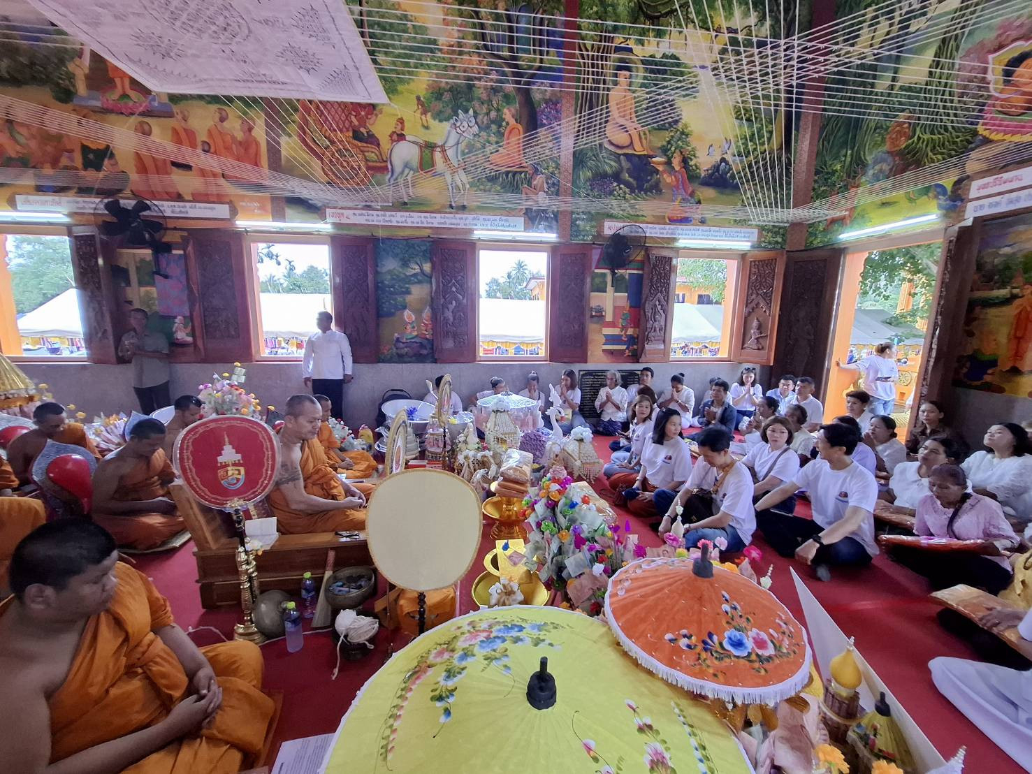 ภาพร่วมพิธีกรรมวัดเขานางเภา