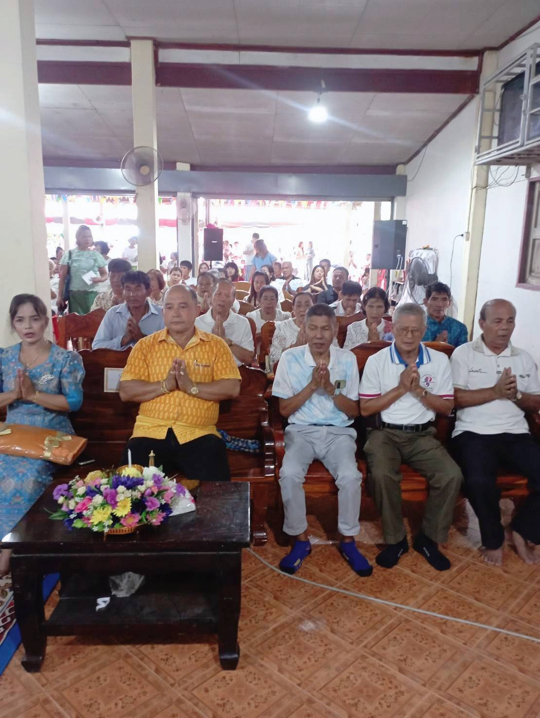 ภาพร่วมพิธีกรรมวัดธัญญาราม