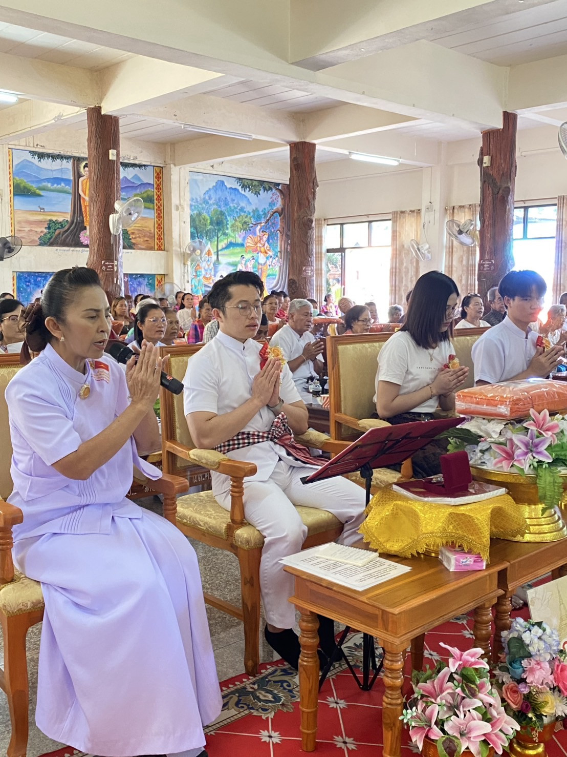 ภาพร่วมพิธีกรรมวัดบัวบาน